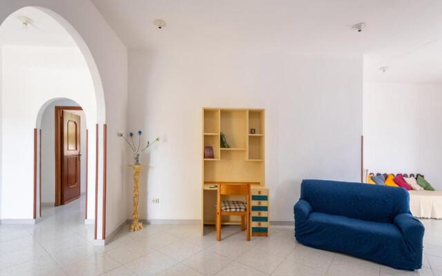 Casa Viola 1 piano 100 mt dal mare