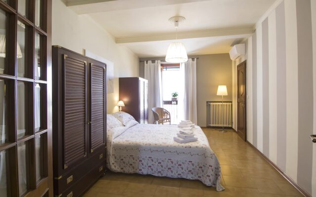 Appartamento  Paola by Vacation in Lucca