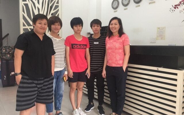 Khue My Hotel
