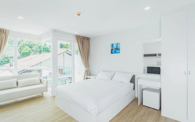 Condo in Kata in Ozone - Unit A205