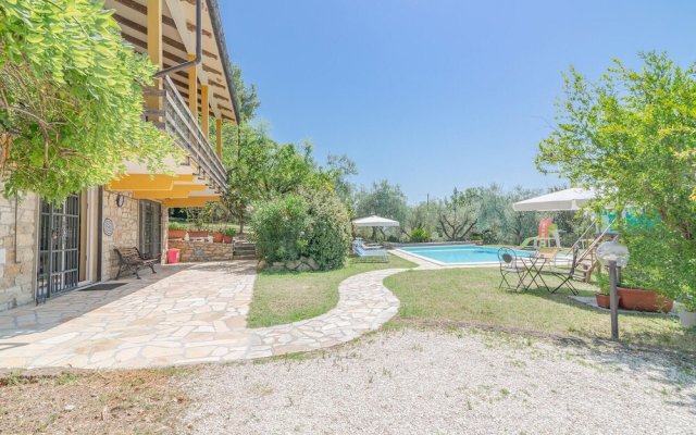 Nice Home in Pesaro -pu- With 4 Bedrooms, Wifi and Outdoor Swimming Pool