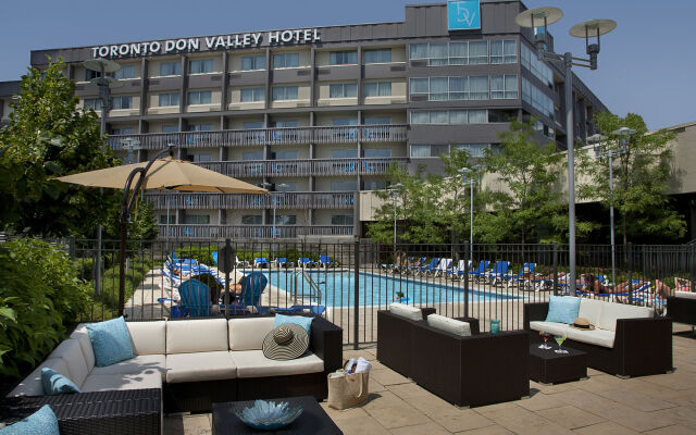Toronto Don Valley Hotel and Suites