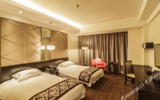 Green Sunshine Holiday Fashion Hotel