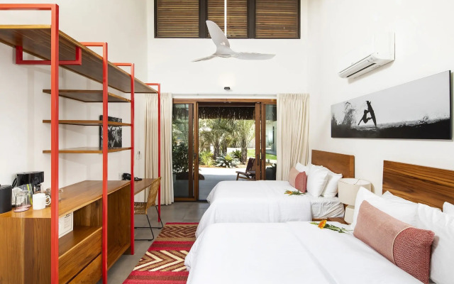 The Gilded Iguana Surf Hotel