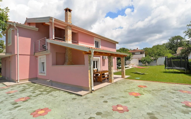 House 1719