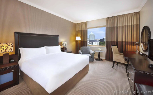 Отель NH Johannesburg Sandton