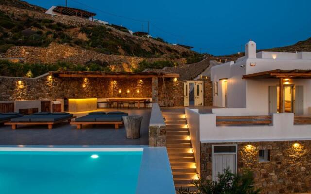 Halu Luxury Villa - 3 Bedroom