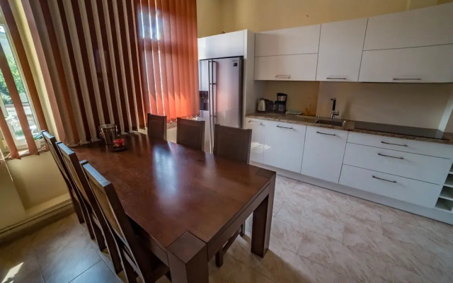 SG Apartments