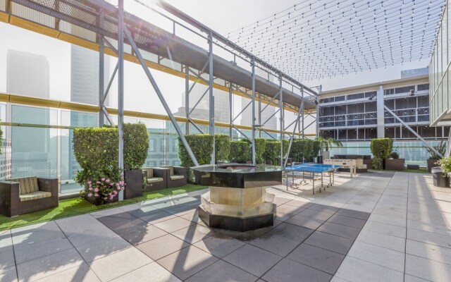 1010 Wilshire Serviced Apts