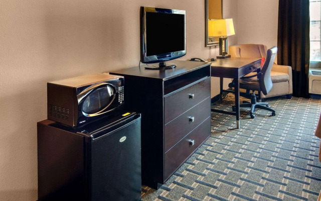 Comfort Inn & Suites Paris
