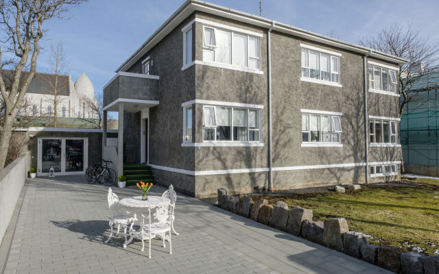 Freyja Guesthouse & Suites