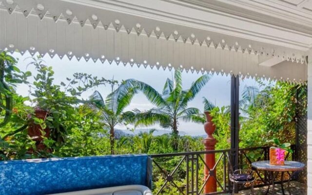 Hotel Villa Caletas
