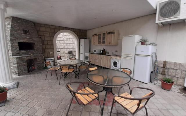 Елена (Геленджик)