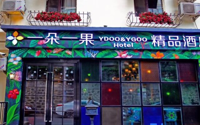 Ydoo Ygoo Hotel