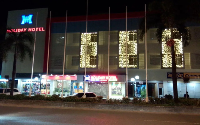 Holiday Hotel