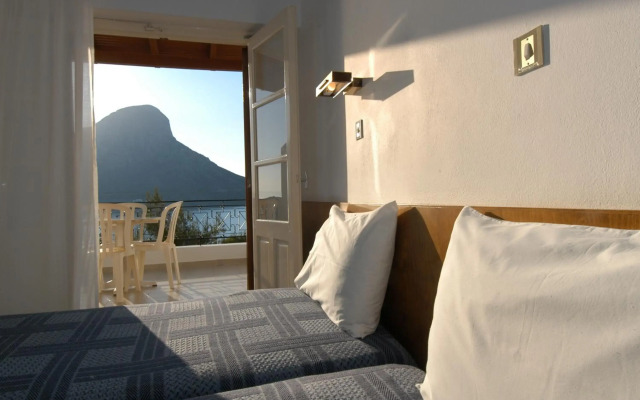 Oasis Hotel