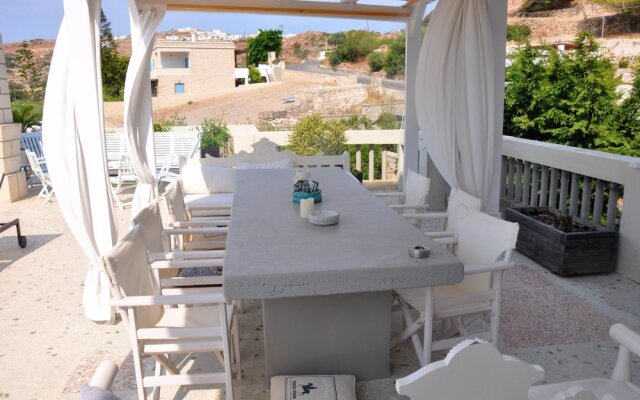 Apartment With 2 Bedrooms in Psathi, With Wonderful sea View and Furni