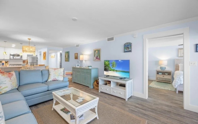 Pelicans Roost 306 2 Bedroom Condo