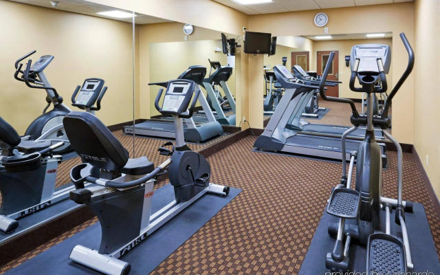 Holiday Inn Express & Suites Somerset Central by IHG