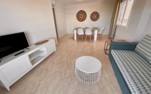 California 1 y 2 by Hoteles California