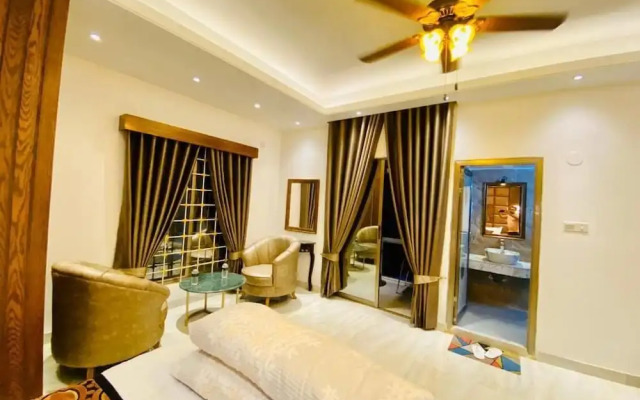 Beach Queen Resort