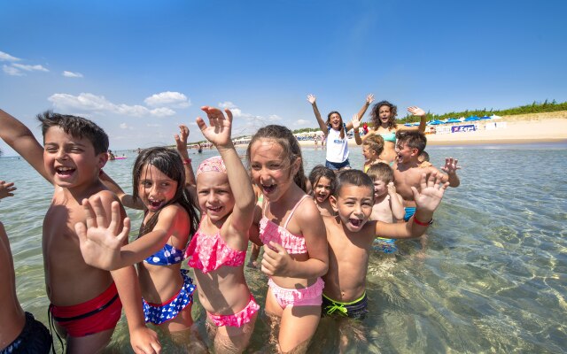 Ethra Reserve - Valentino 4*