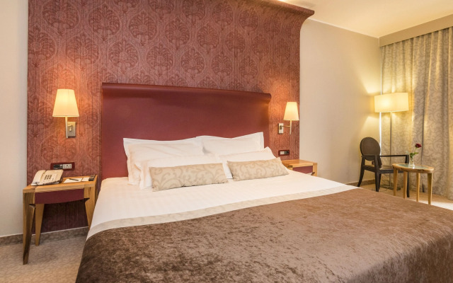 Hotel Pelegrin Plava Laguna