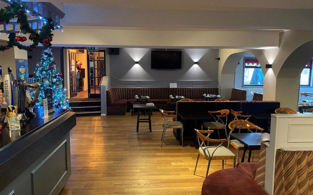 Smithton Hotel