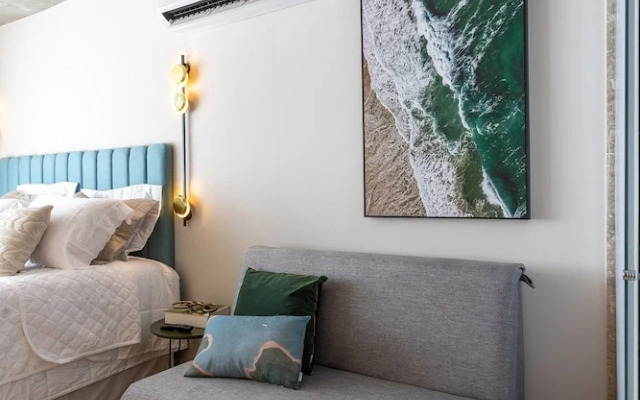 Setai Yacht By Day by Day