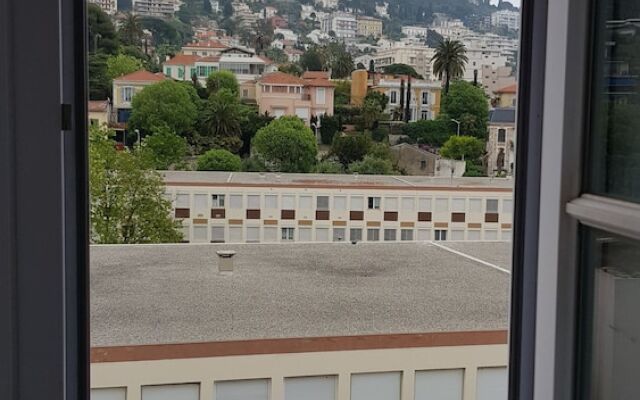 Nice Booking - FABRINICE Port Studette