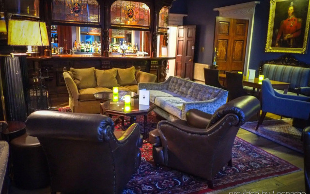 Storrs Hall Hotel