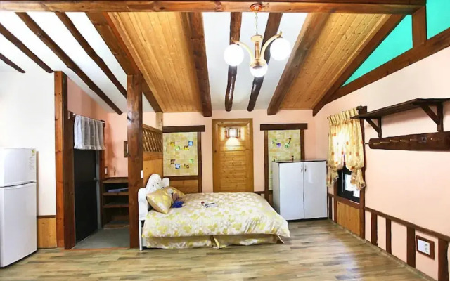 Camp Star Pension