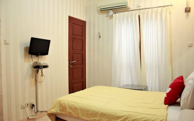 ZEN Rooms Setiabudi 9