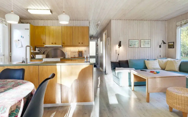 5 Star Holiday Home in Humble