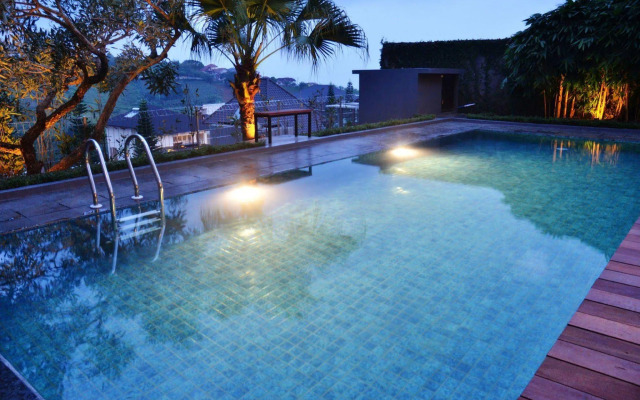 Morning Glory Mountain View 4BR Villa with Pool