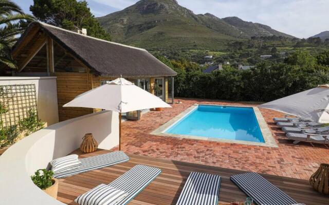 Chapmans Peak Lodge Noordhoek Cape Town.