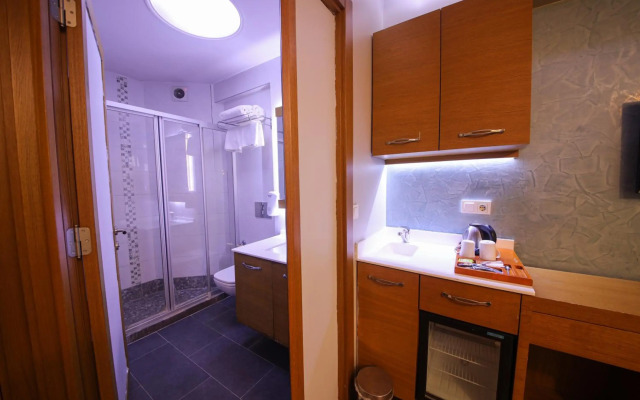 Cumbali Luxury Boutique Hotel