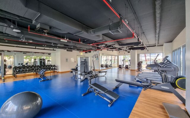 Maison Privee - Classy Apt w/ Terrace & Direct Burj Khalifa Views