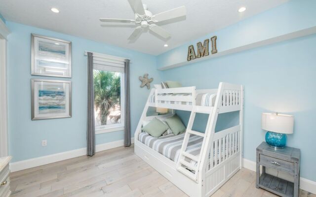 Bay View Beauty by AMI Locals