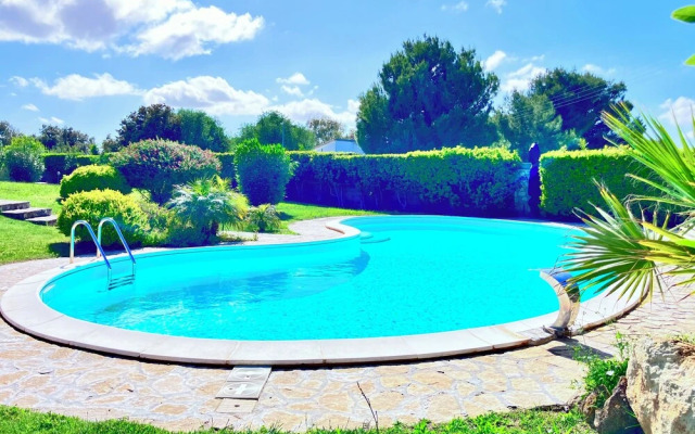 Countryside Villa With Private Pool and sea View