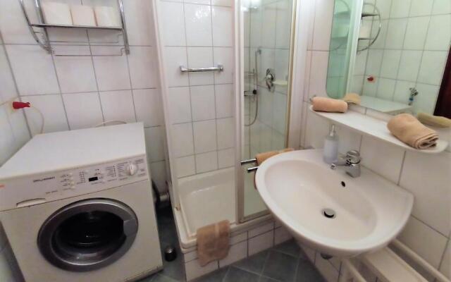 BodenSEE Friedrichshafen City Apartment "WALTRAUD"