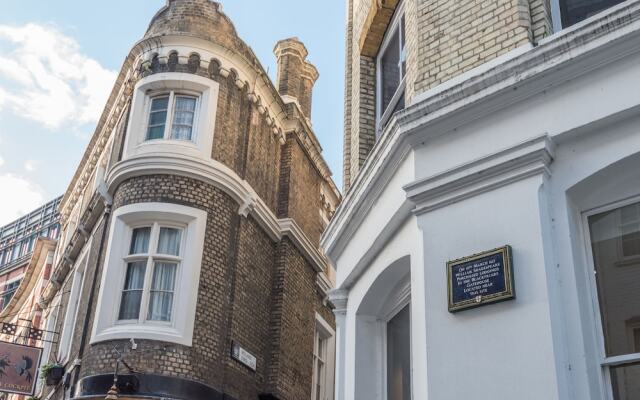 Sensational St Paul's Home by the Cathedral