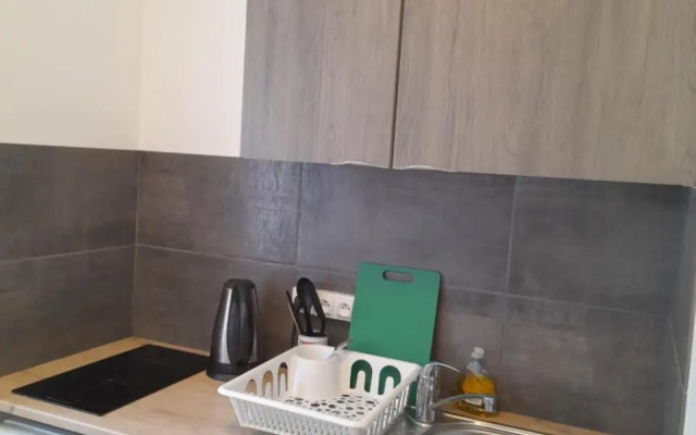 Studios face à la gare