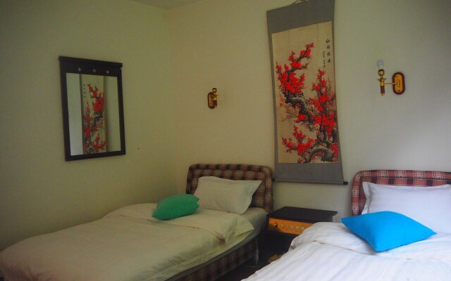 The Yangshuo Moon Resort