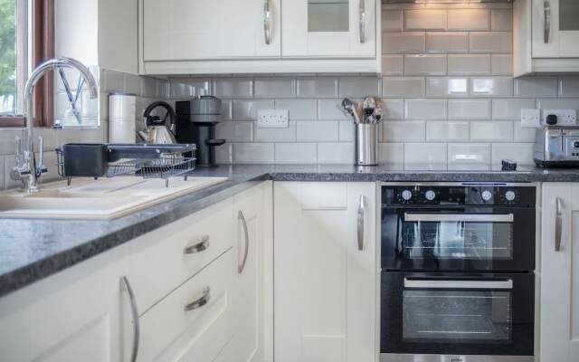 Springfield Lodge - 3 Bedroom Home - Princes Gate