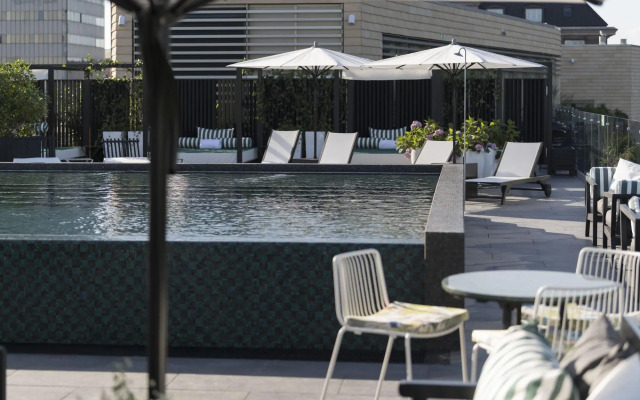 Nimb Hotel