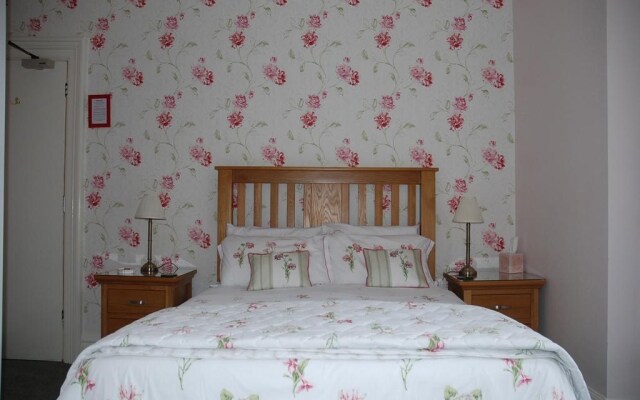 Tan Dinas Country House