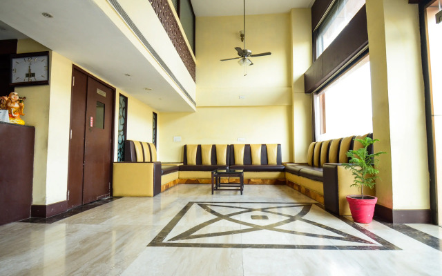 Hotel Amba International by OYO Rooms