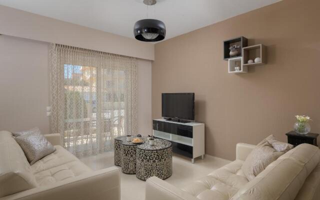 La Maisonette - 4 bedroom villa near the beach