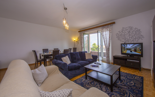 Santiago Home